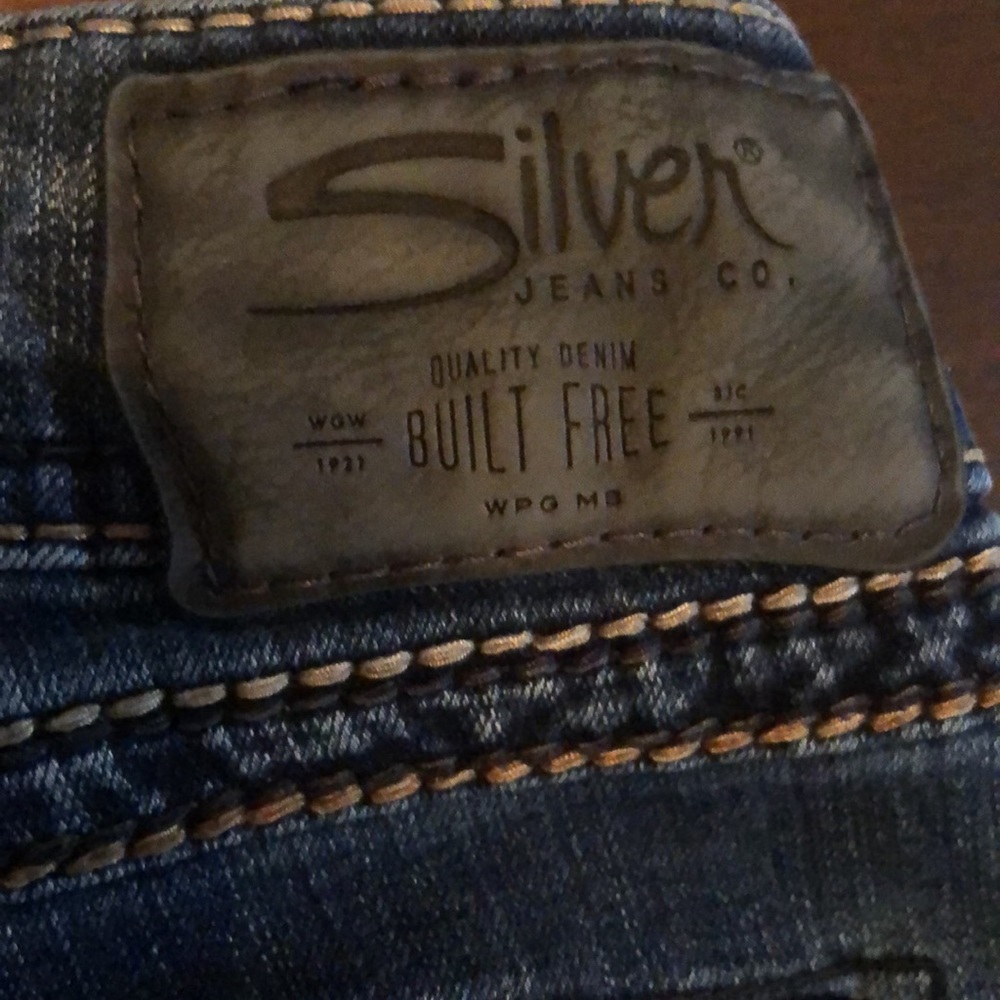 Silver Suki Jeans - Picture 2 of 14